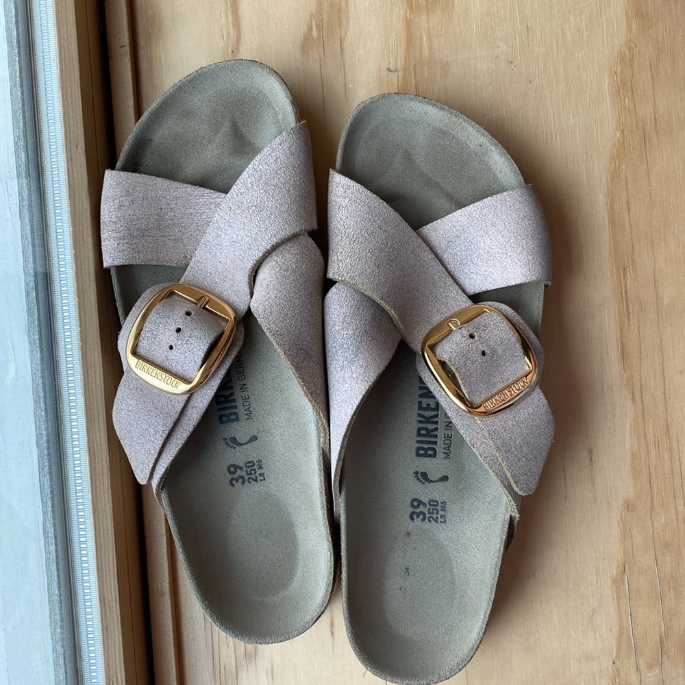 Birkenstock Siena Big Buckle Sandal EU39/US 8 in Shimmery Gold/Tan - Picture 12 of 15